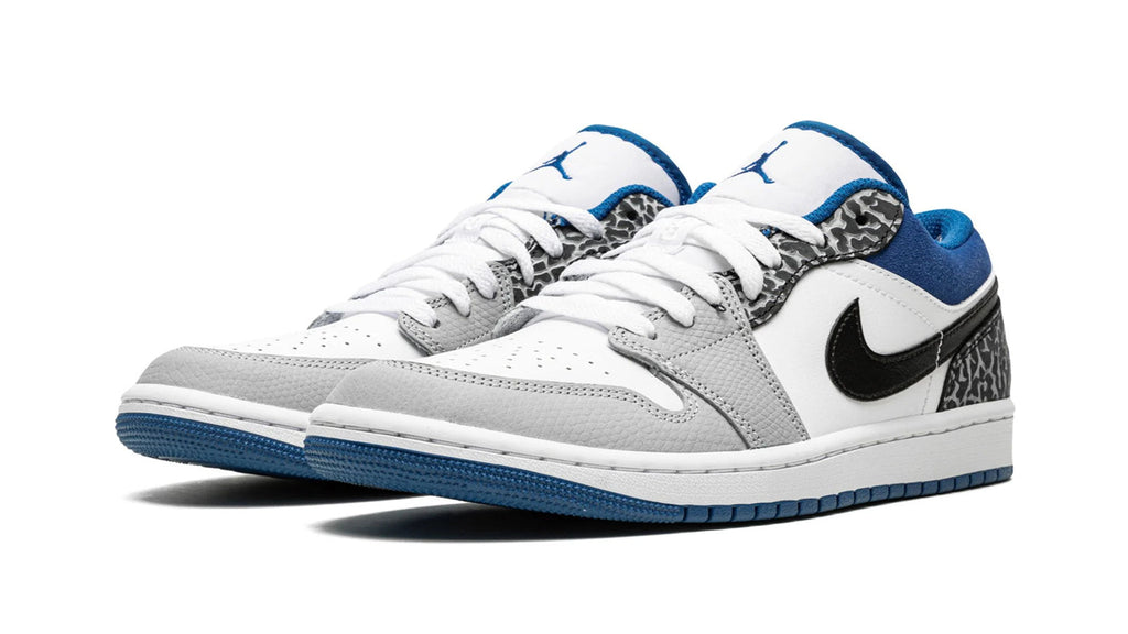 Jordan 1 Low SE "True Blue"