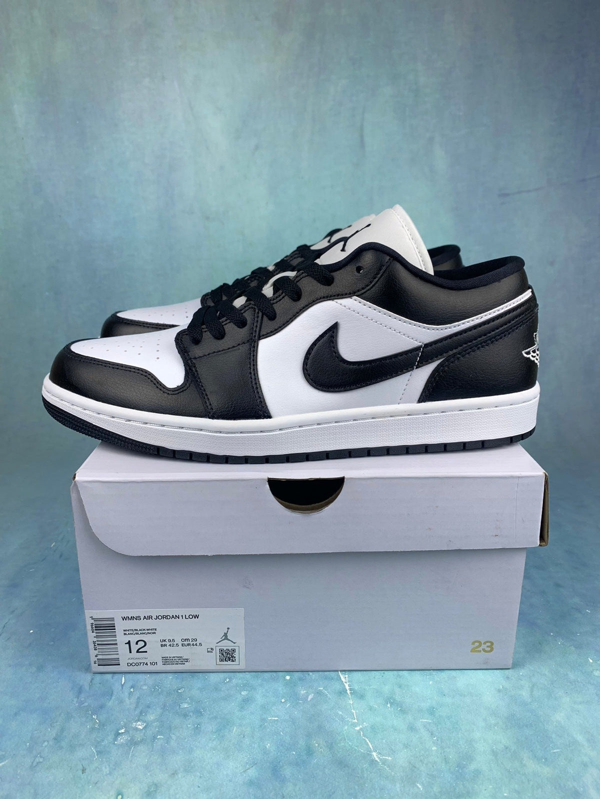 Air Jordan 1 Low Panda Black and White Unisex Sneakers DC0774-101