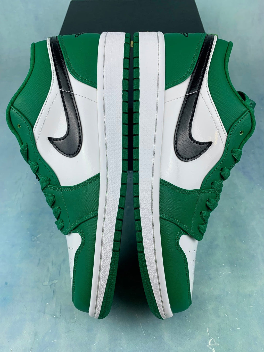 Air Jordan 1 Low Boston Celtics White/Green 553558-301 Unisex Sneakers