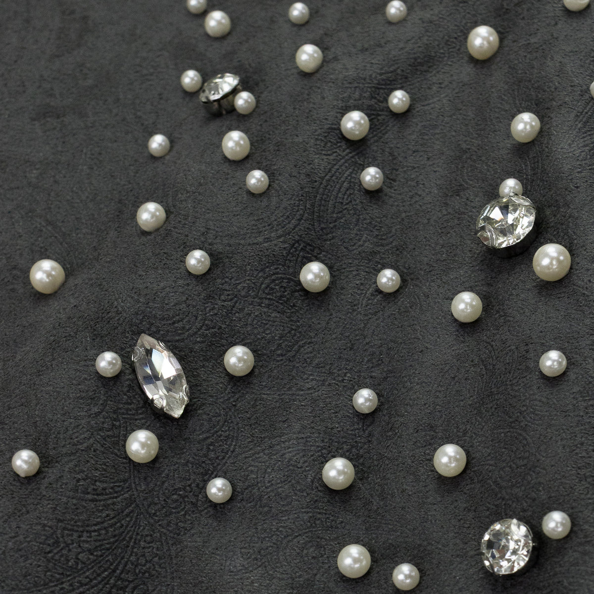 Black Cashew Blossom Pearl Sweatpants