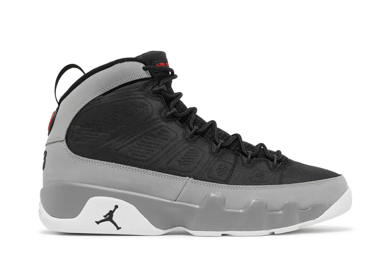 Air Jordan 9 Retro 'Particle Grey' – Cool Grey & White AJ9 with Global Sole & All-Day Tonal Versatility