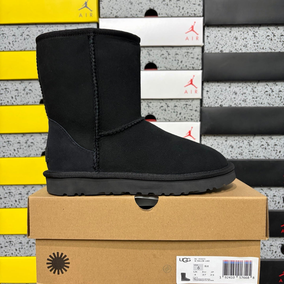 UGG Kallen Lace Classic Short Boot – Suede Boot with Shearling Lining, Tonal Back Seam & All-Black Classic Sole in Black