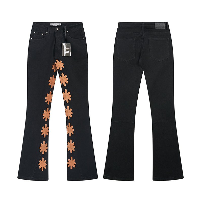 LOSTSHDWS Floral Applique Flared Jeans