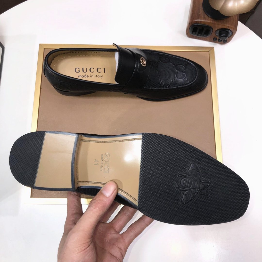 Gucci Black Embossed Leather Loafers - Rounded Toe