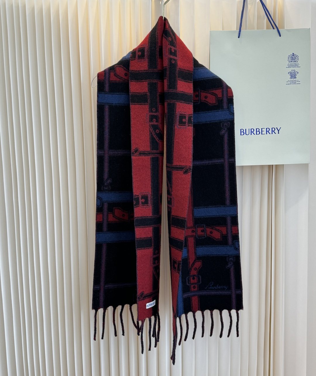 Burberry Geometric Fringed Scarf