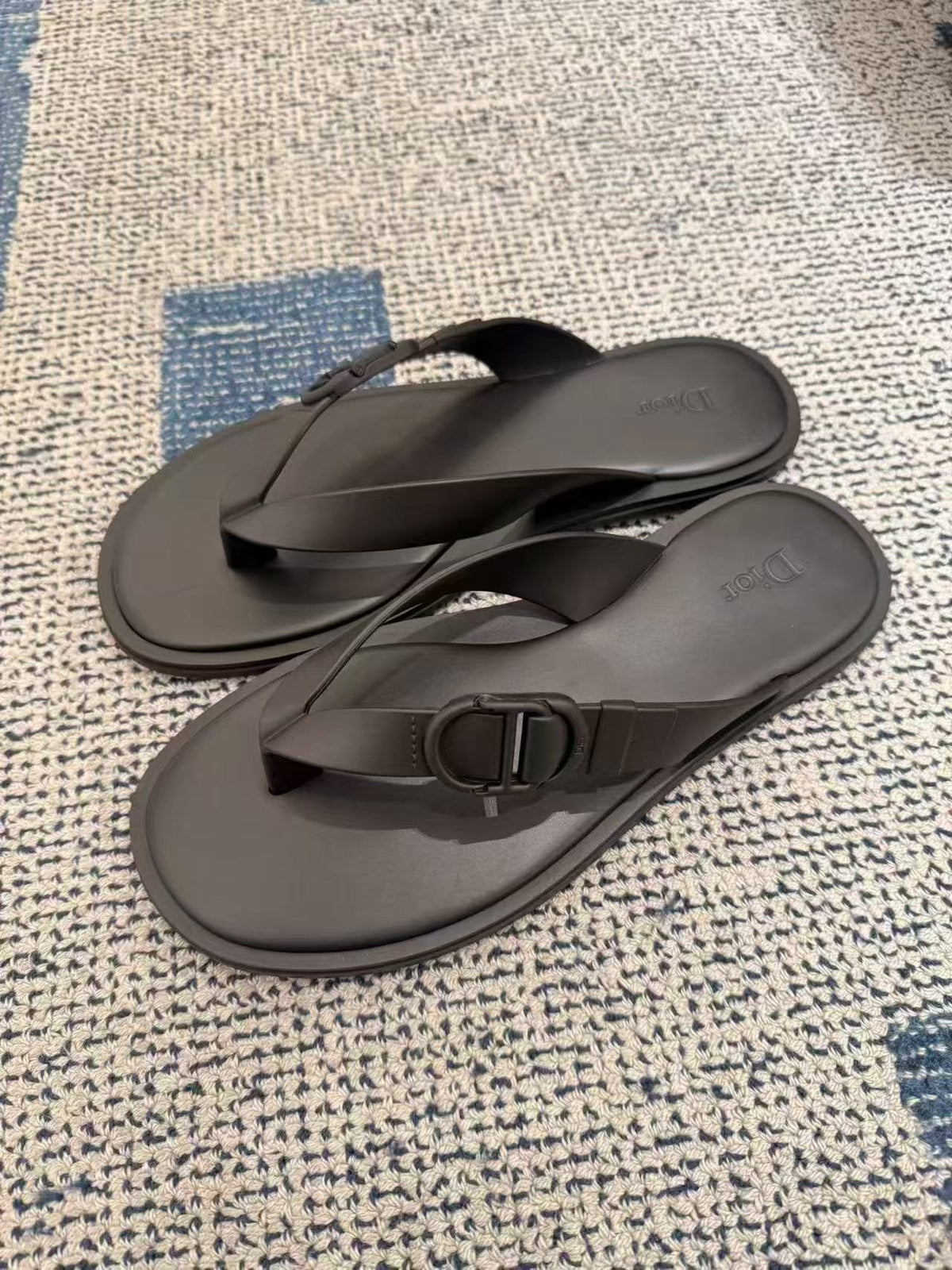 Thong Sandals with Raised Strap Detail