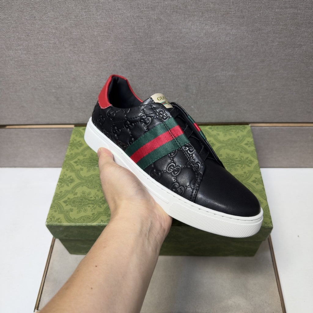 Gucci Green-Red Stripe Low-Top Sneakers