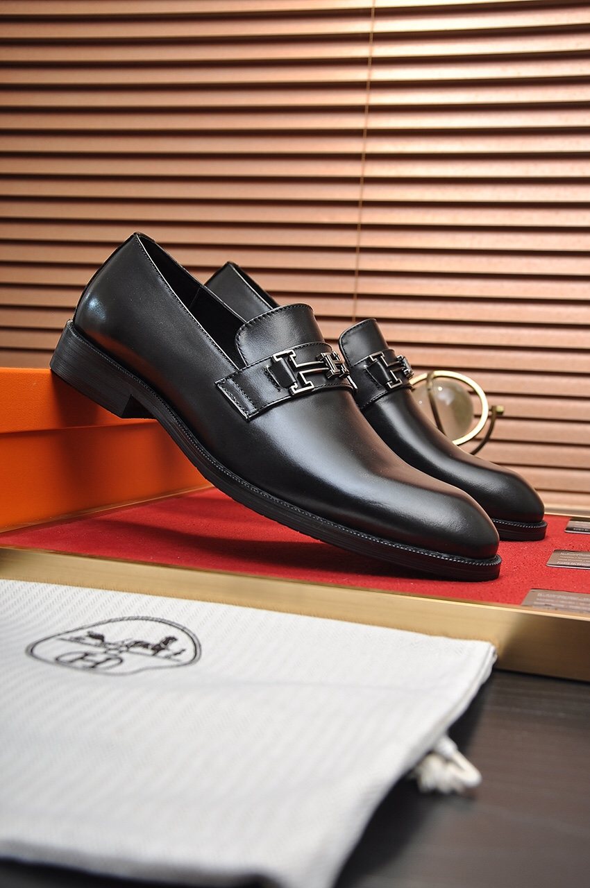Hermès Men's H-Hardware Leather Loafers