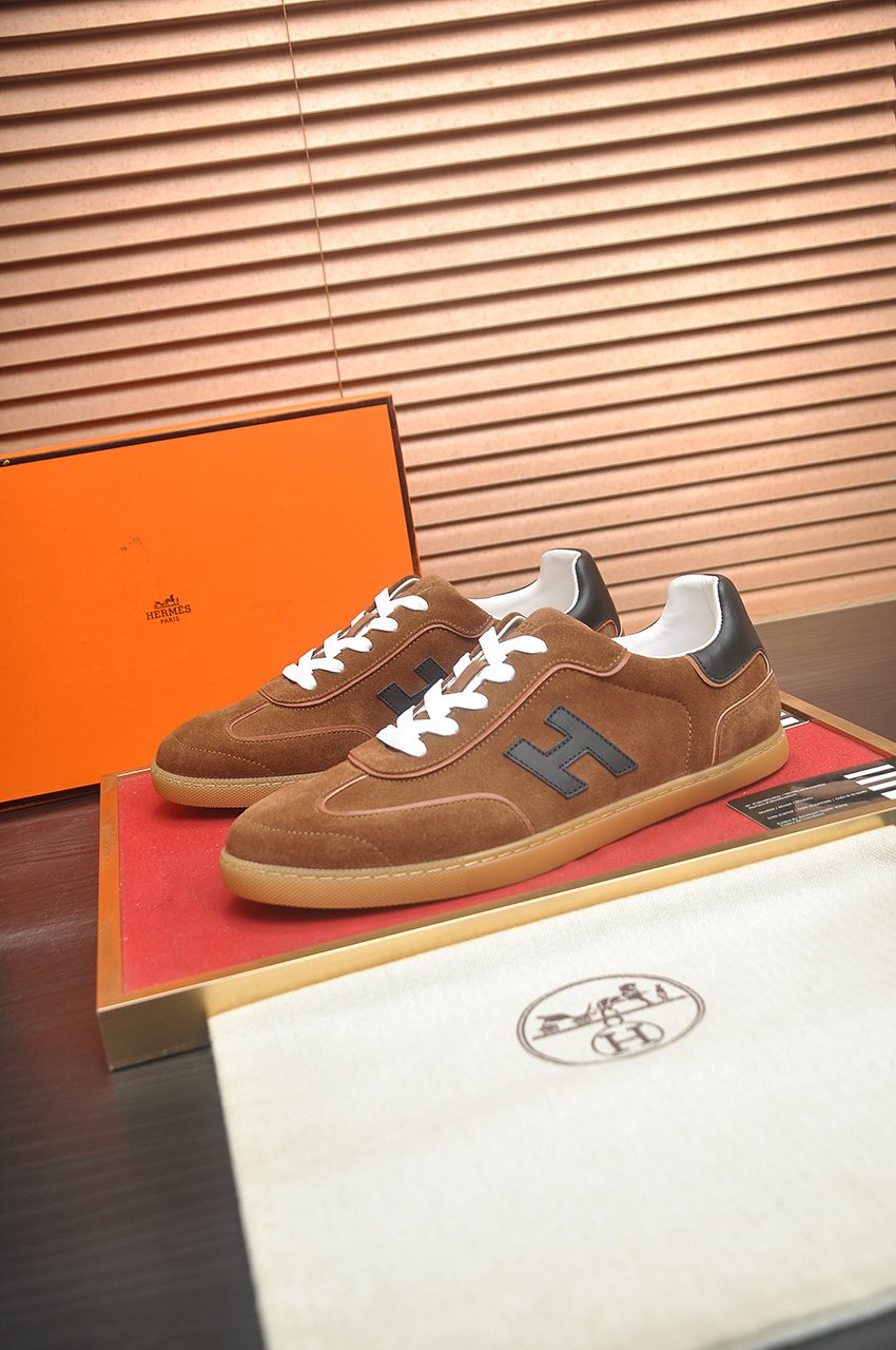 Hermès H-Appliqué Low-Top Sneakers